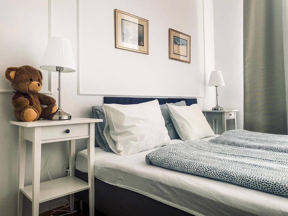 Beautiful Apartment With Two Rooms, Cracow Old Town Krasków Exterior foto
