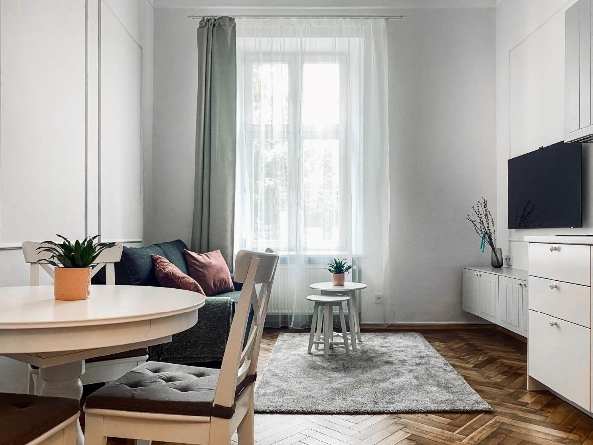 Beautiful Apartment With Two Rooms, Cracow Old Town Krasków Exterior foto
